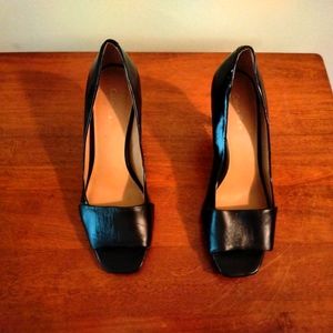 Calvin Klein peep toe leather pumps